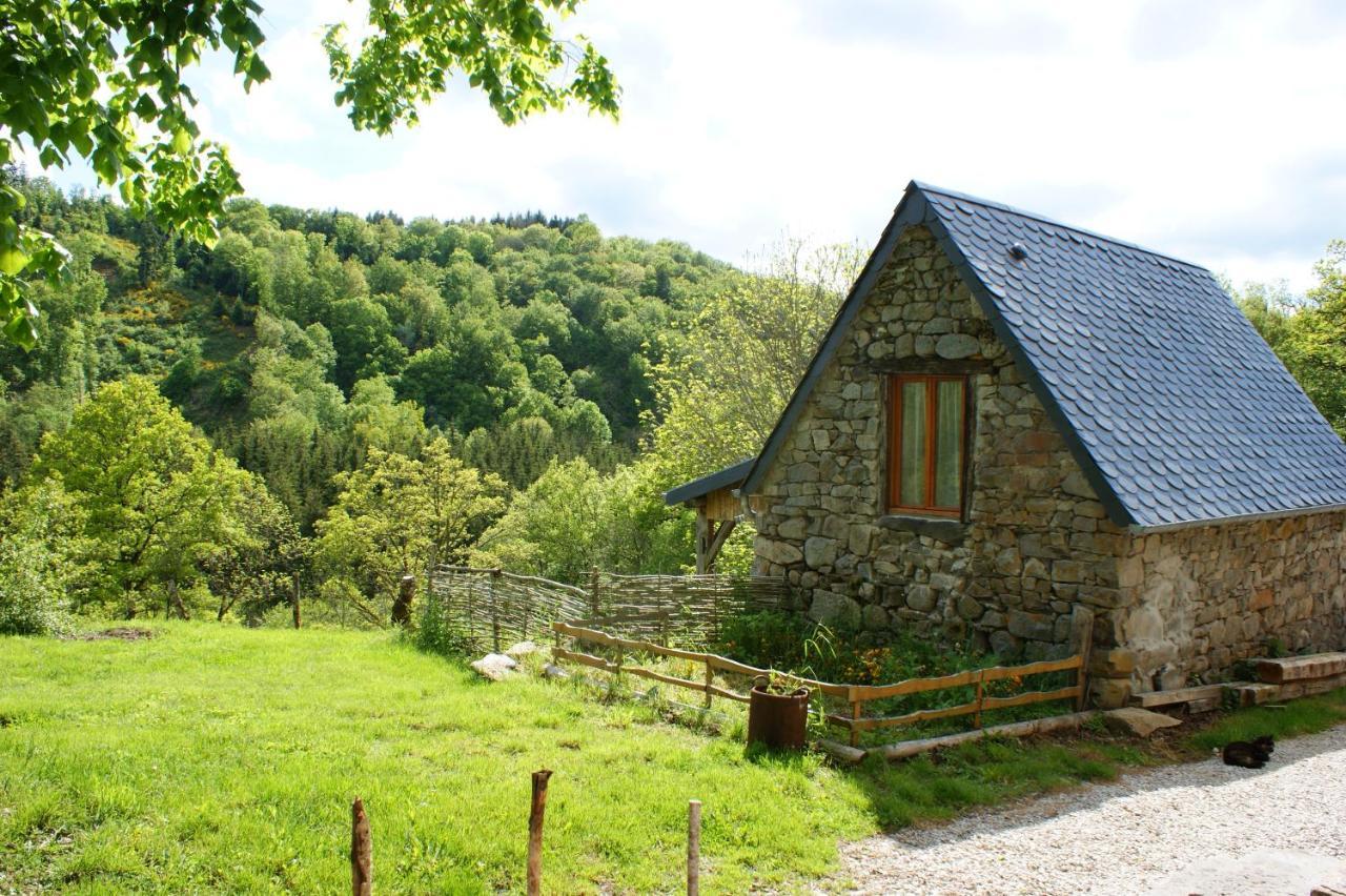 Le P'Tit Gite De Chomet La Tour-dʼAuvergne Kültér fotó